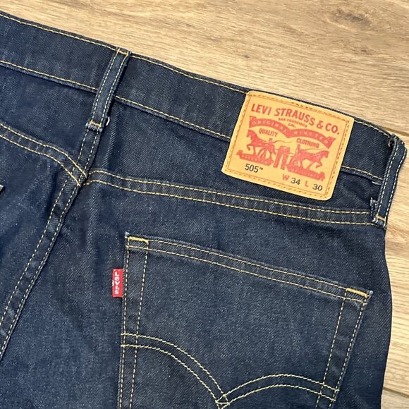 Men's Levis 505 Regular Fit Denim Jeans SZ 34x30 Blue Stretch Modern Red Tab - Picture 10 of 12